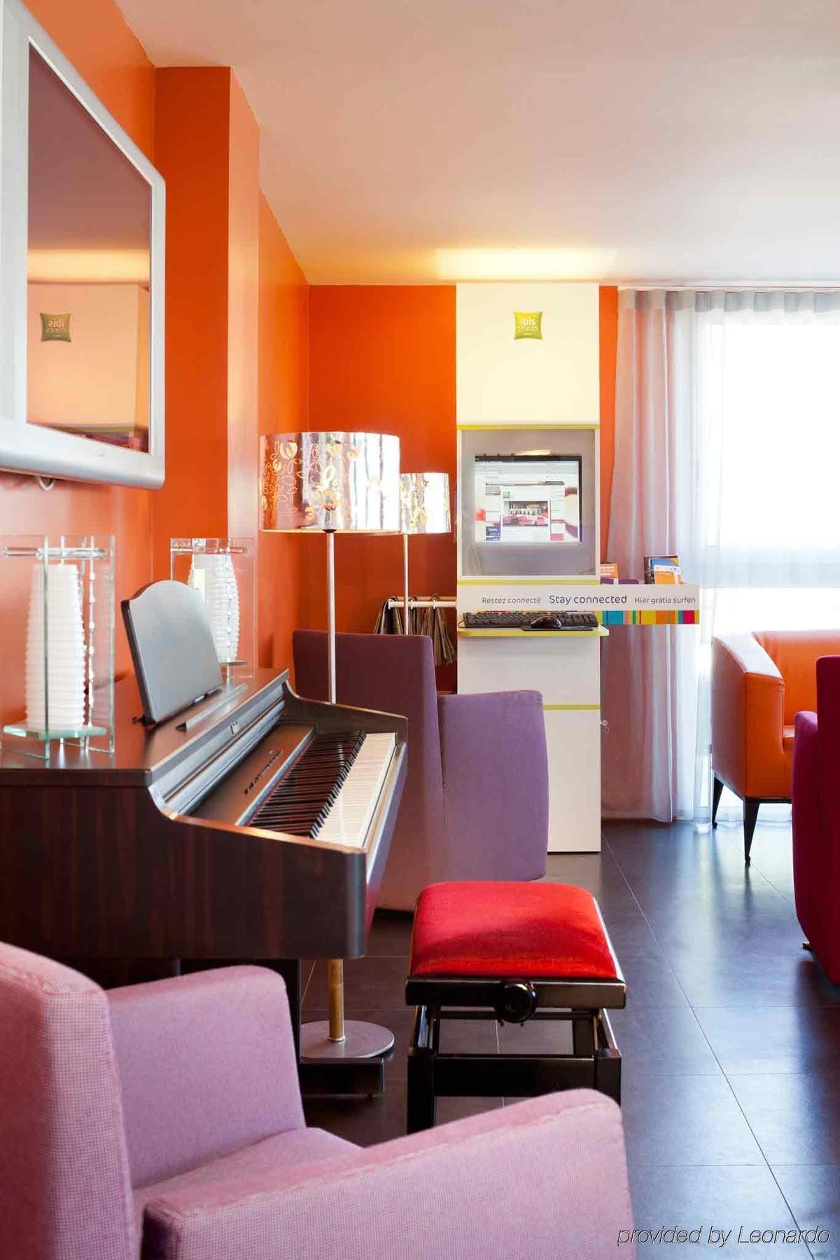 Hotel Ibis Styles Ouistreham Exterior foto
